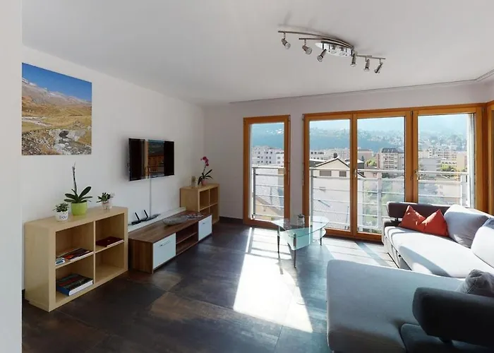 Bijou In Mitten Von *